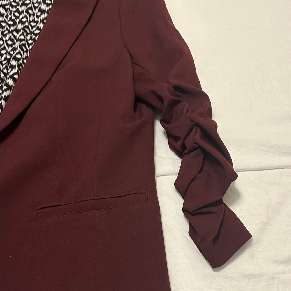 Skies are Blue Burgundy Blazer with Patterned Lining - Picture 4 of 6